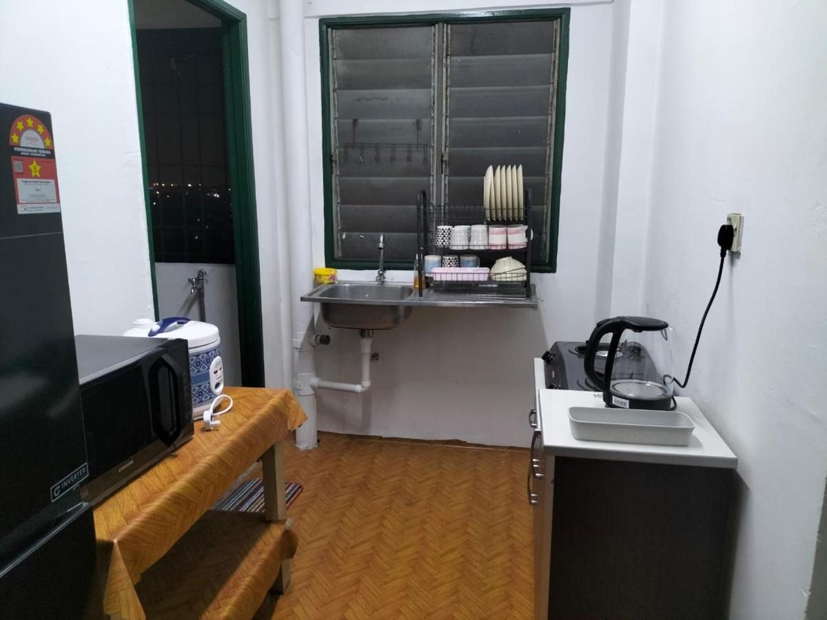Khairul Homestay Pangsapuri Sutera Seberang Jaya Kampong Telok  Exterior foto
