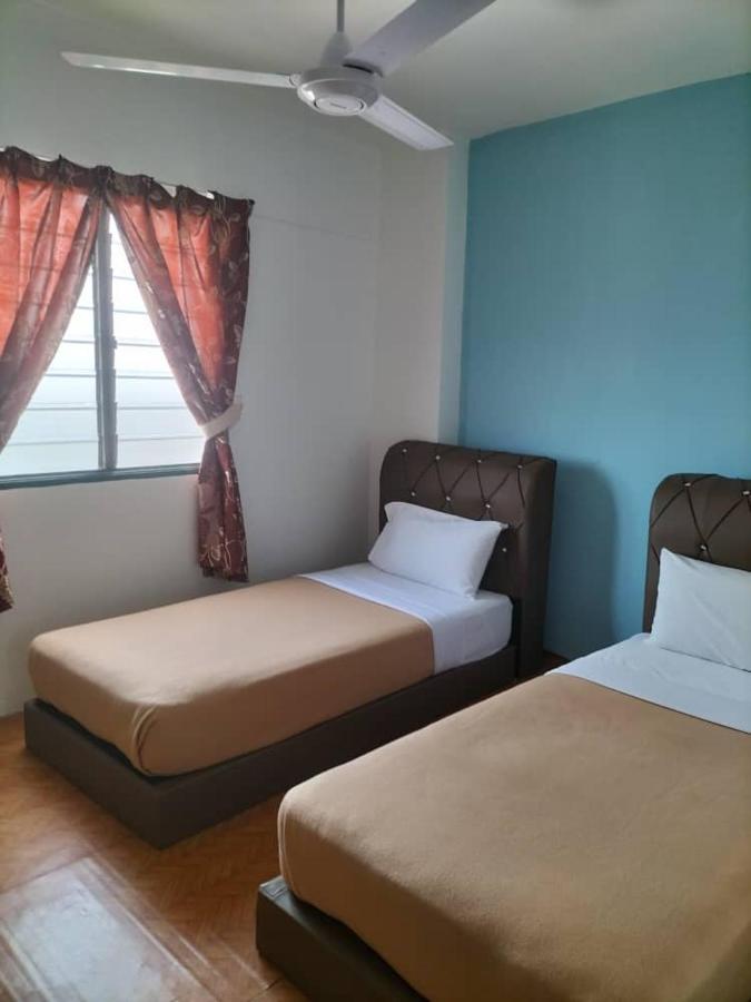 Khairul Homestay Pangsapuri Sutera Seberang Jaya Kampong Telok  Exterior foto